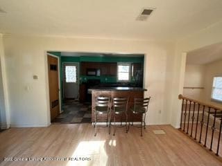 1637 Glenrose Ave, Lansing, MI 48915 - photo 4