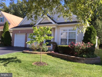 320 Blanketflower Ln, Princeton Junction, NJ 08550 - photo 2