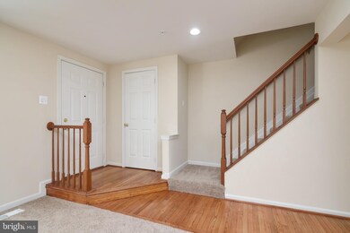 813 Reedworth Ct, Capitol Heights, MD 20743 - photo 2