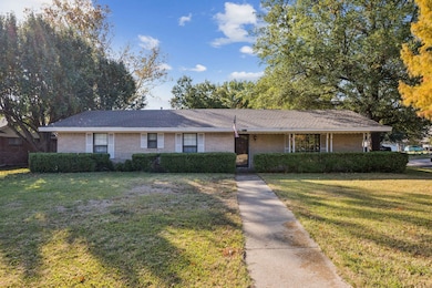 2311 Lange St, Greenville, TX 75402 - photo 2