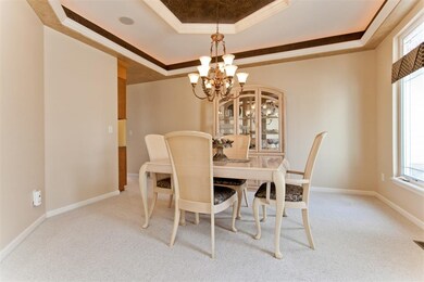 303 Stoney Point Rd SW, Cedar Rapids, IA 52404 - photo 3