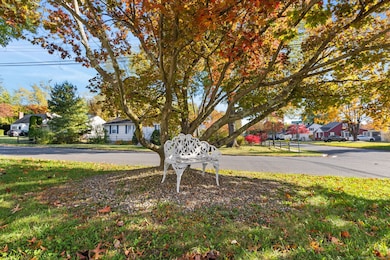 7 Harmund Ct, Wethersfield, CT 06109 - photo 7