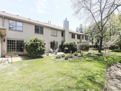 3944 Balmoral Ct, Rolling Meadows, IL 60008 - photo 2