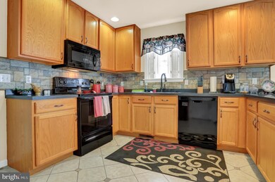 43 Bryn Way, Mount Wolf, PA 17347 - photo 6