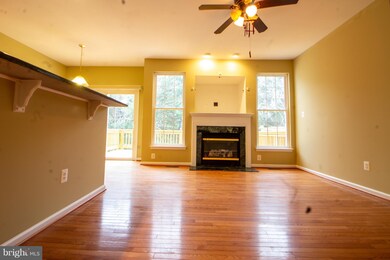 25265 Nesting Square, Chantilly, VA 20152 - photo 6