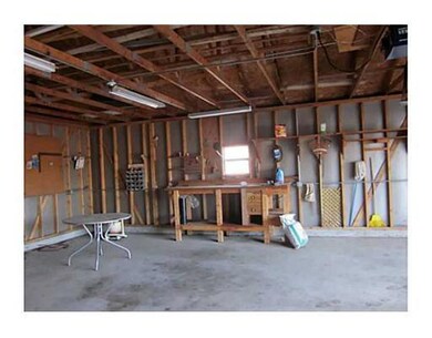 4290 NE 34th Ct, Des Moines, IA 50317 - photo 4