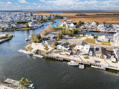 39 S Los Angeles Dr, Little Egg Harbor Township, NJ 08087 - photo 3