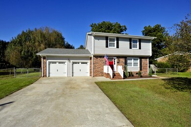 202 Estate Dr, Jacksonville, NC 28540 - photo 2