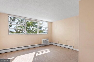Radnor House unit 502, Bryn Mawr, PA 19010 - photo 7