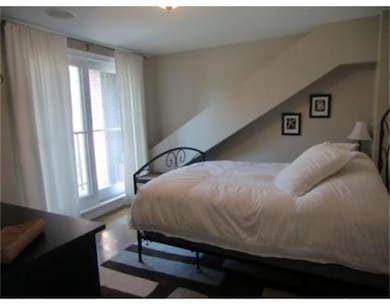 64-66 Salem St unit 3R, Boston, MA 02113 - photo 6