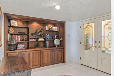 Levy_Gil_FramedListings_Copyright2021_29