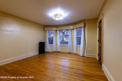 921-923 Clay Ave unit 2ND 3ER Floor, Scranton, PA 18510 - photo 4