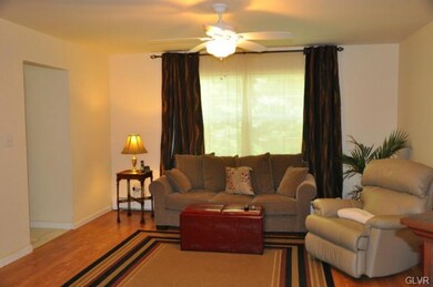 115 Longwoods Dr, Saylorsburg, PA 18353 - photo 4