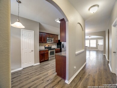 11939 Curtis Hill, San Antonio, TX 78254 - photo 4