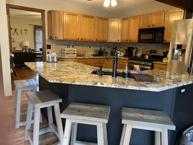 131 Oak Ridge Dr, Milford, PA 18337 - photo 5