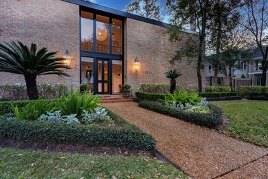 12011 Pebble Hill Dr, Houston, TX 77024 - photo 2