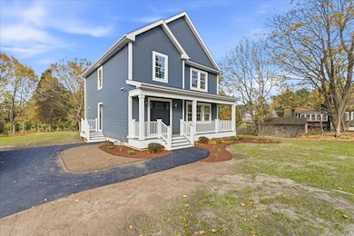 135 Plymouth St, Carver, MA 02330 - photo 3