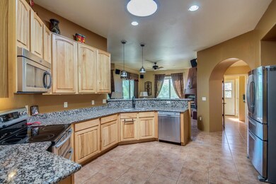 GORGEOUS KITCHEN 2
