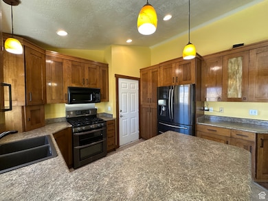 1046 Cedarwood Rd, Tooele, UT 84074 - photo 5