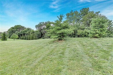 10316 W 170th Place, Overland Park, KS 66221 - photo 4