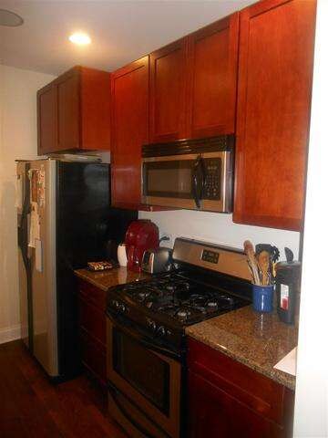 2822 W Arthur Ave unit 28223, Chicago, IL 60645 - photo 3