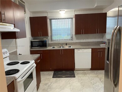 7921 Carlyle Ave unit 1, Miami Beach, FL 33141 - photo 2