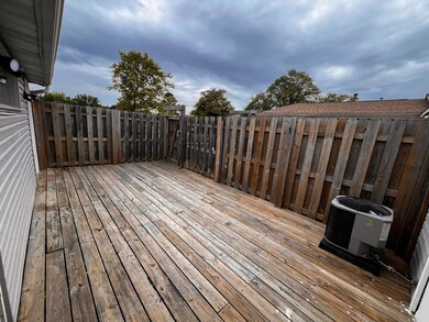 648 Cherry Ridge Rd unit A, Columbus, OH 43228 - photo 3