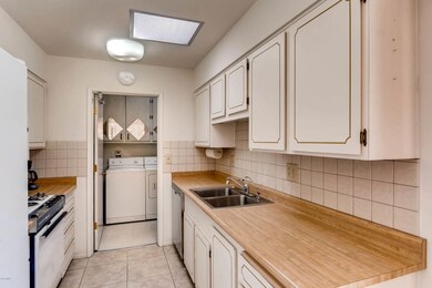 17018 N Pinion Ln unit 39, Sun City, AZ 85373 - photo 7