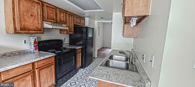 1950 Mayflower Dr, Woodbridge, VA 22192 - photo 4