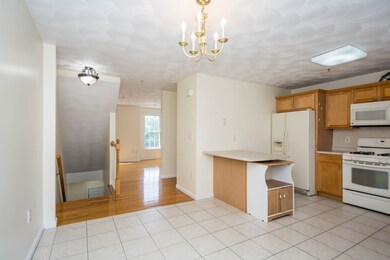 933 Varnum Ave unit 2, Lowell, MA 01854 - photo 5