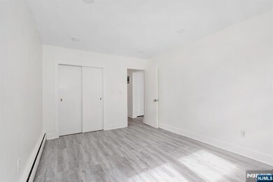 86 Chestnut St unit 2, Rutherford, NJ 07070 - photo 2
