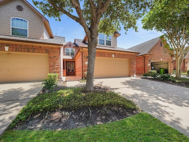 All landscaping is maintained by HOA! Flowers plan