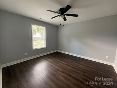 417 S Green St, Statesville, NC 28677 - photo 7