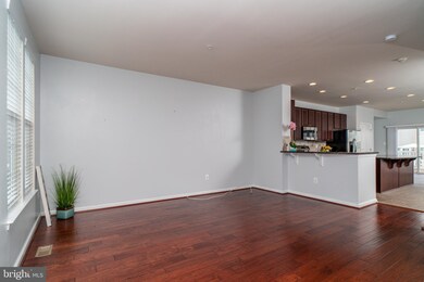 1604 Scarlet Oak Ct, Hanover, MD 21076 - photo 7