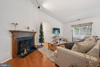 2434 Old Stone Mill Dr, East Windsor, NJ 08512 - photo 5