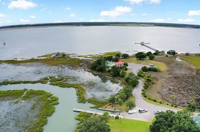 014-2SaltKettleCourt-SaintHelenaIsland-S