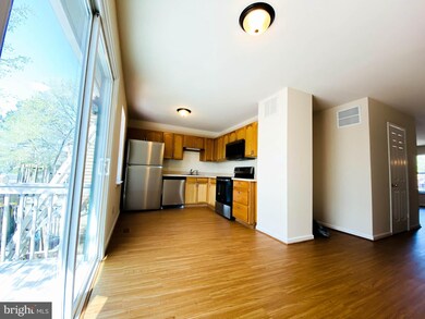 2407 Vineyard Ln, Crofton, MD 21114 - photo 7