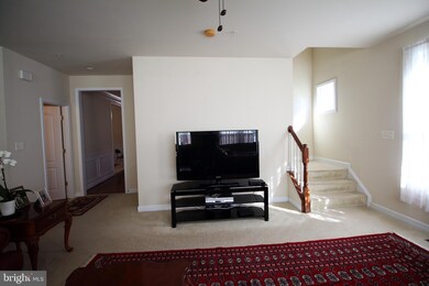 23142 Timber Creek Ln, Clarksburg, MD 20871 - photo 6