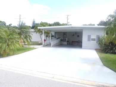 287 Papaya Cir, Sebastian, FL 32976 - photo 2