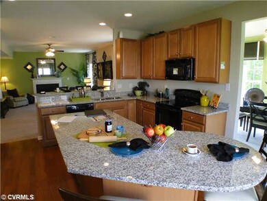Kitchen - Kitchen with hardwood floors, Granite co