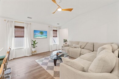 Family Room_2