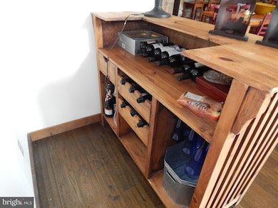 377 Salmon Ln, Berkeley Springs, WV 25411 - photo 4