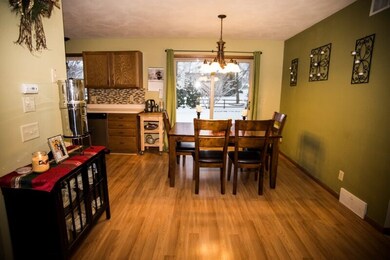 794 Leeward Ln, Oregon, WI 53575 - photo 6