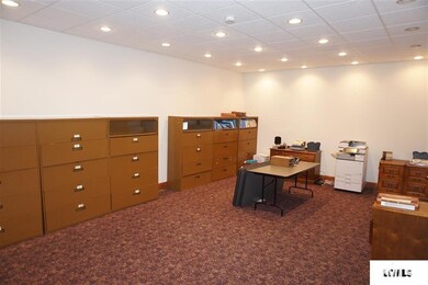 110 N Kickapoo St, Lincoln, IL 62656 - photo 7