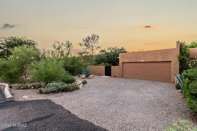 6601 N Foothills Dr, Tucson, AZ 85718 - photo 5