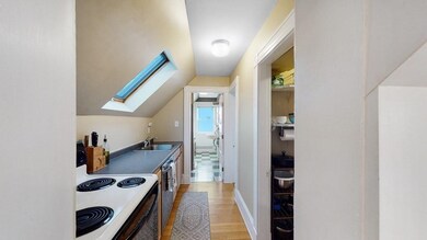 12 Edinboro Terrace unit 2, Newtonville, MA 02460 - photo 4