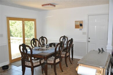 619 Old Castle Dr, Randleman, NC 27317 - photo 7