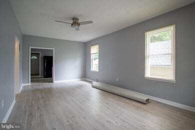 511 Opus Ave, Capitol Heights, MD 20743 - photo 5