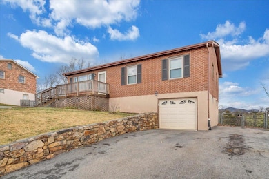 2955 Emissary Dr, Roanoke, VA 24019 - photo 4