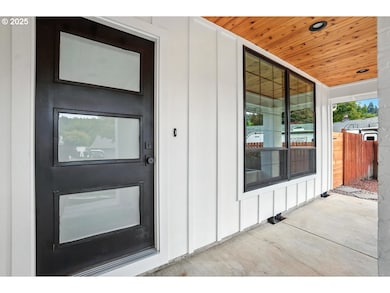 1729 Regency St, West Linn, OR 97068 - photo 4